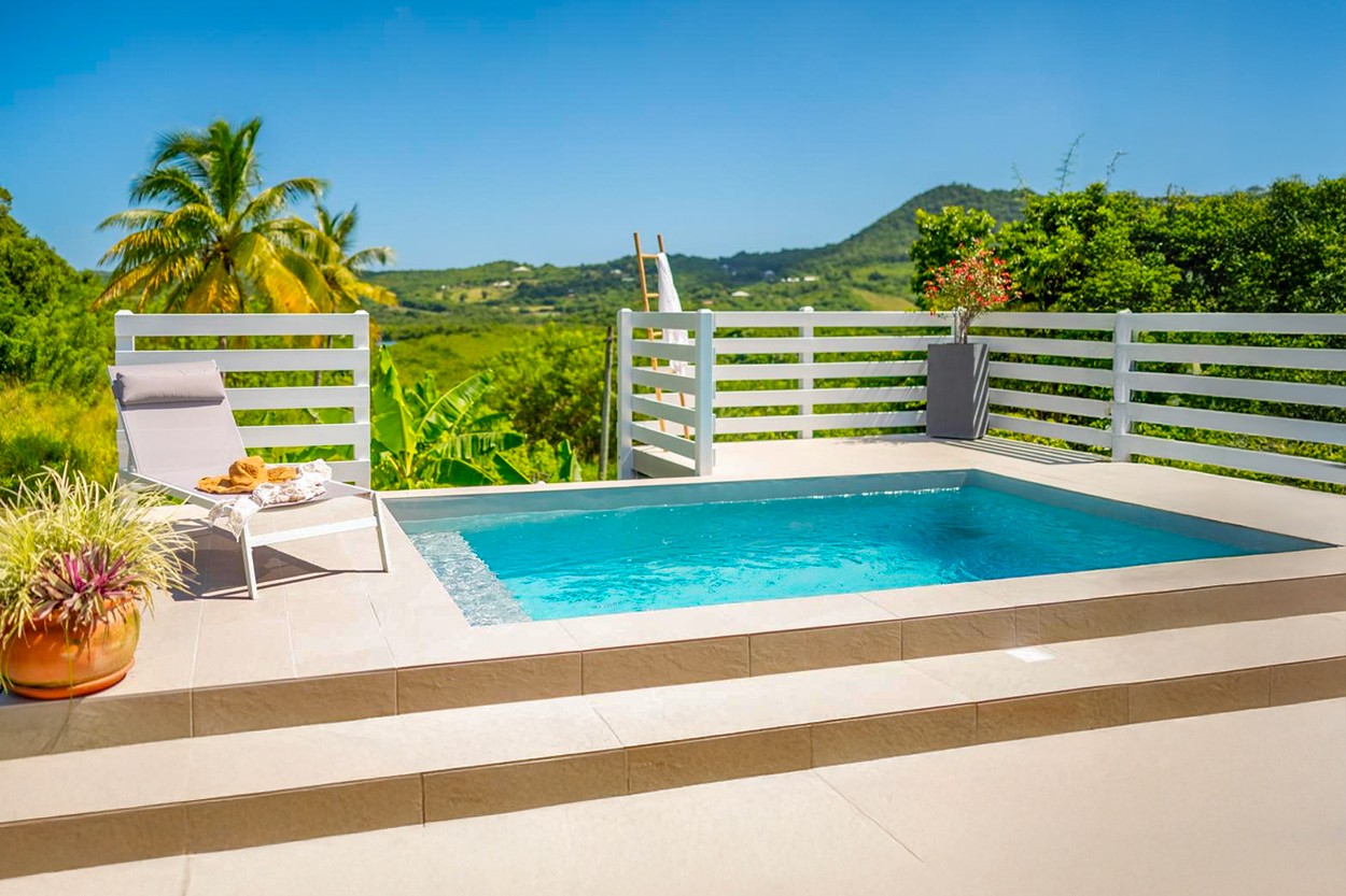 BUNGALOW Sainte Anne 4 personnes Location Martinique avec piscine