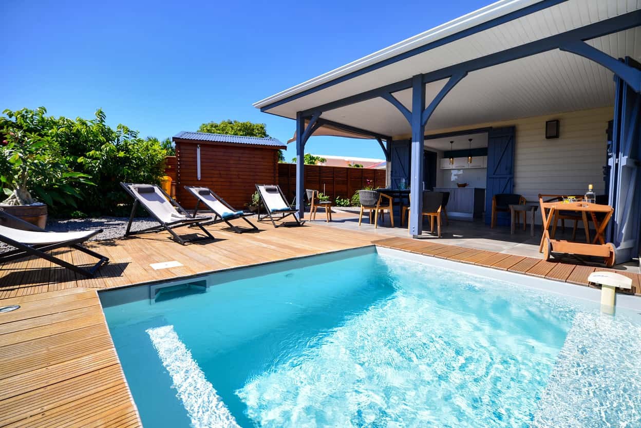 Villa KREOLINA location Sainte Luce Martinique piscine près des plages