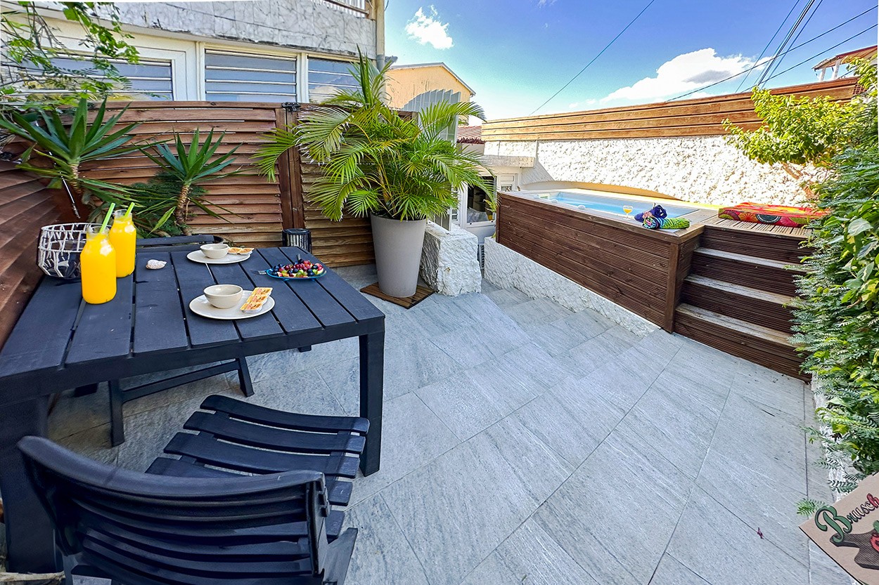 Petit Nid du Jasmin Location Martinique Anse Mitan Bac à punch