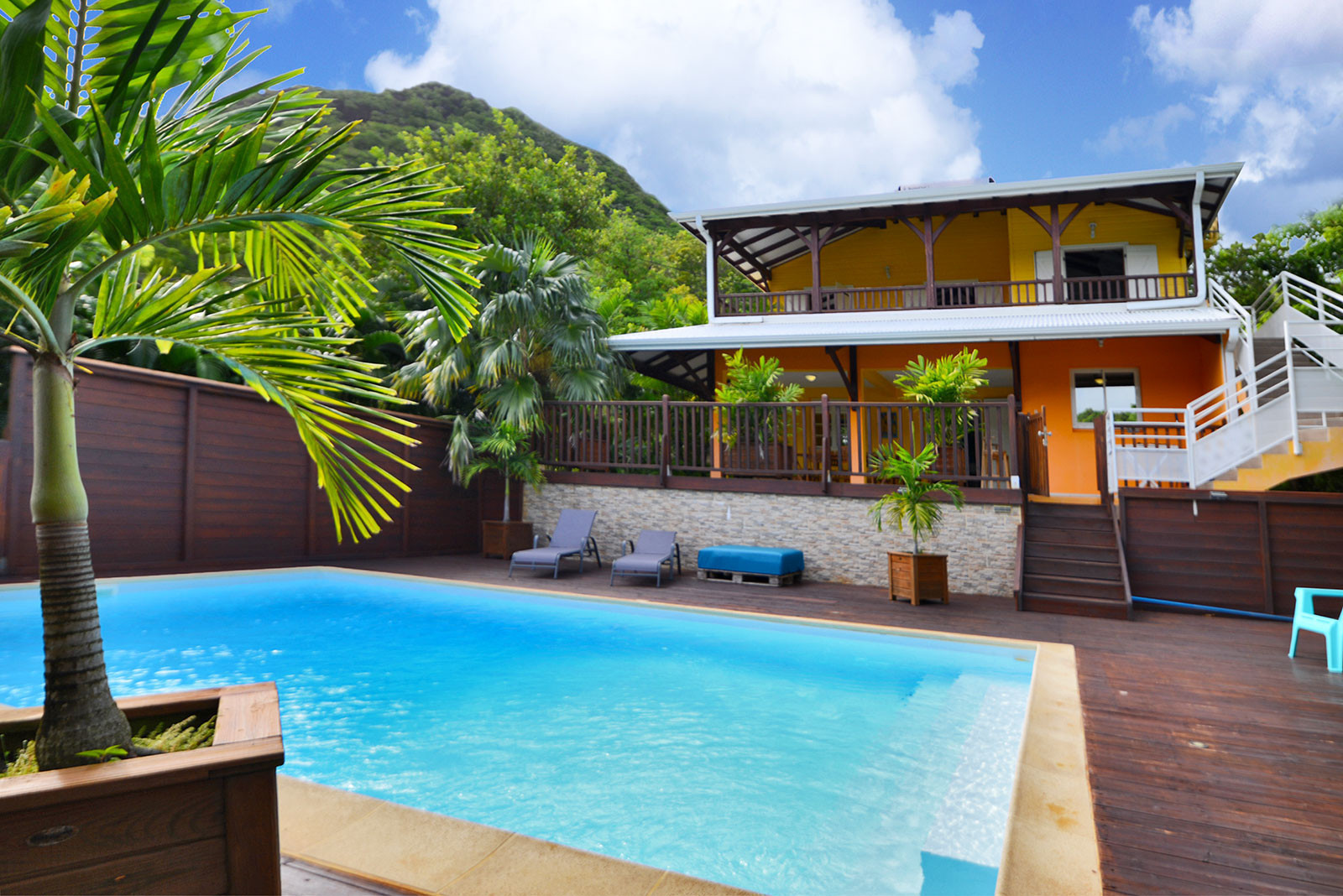 COEUR d'Or Bas de villa Location Sainte-Anne Martinique près des plage piscine