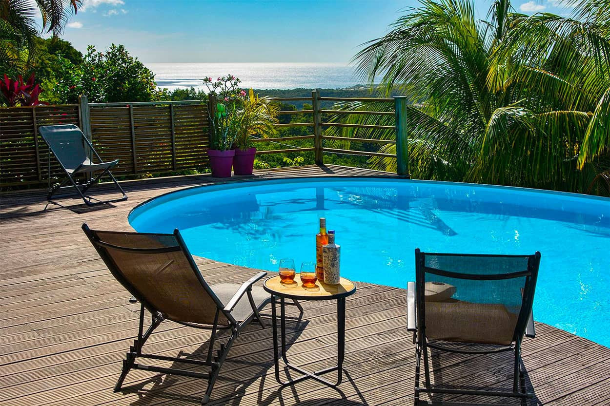 BLUE HORIZON F2 Location Martinique Sud piscine vue mer