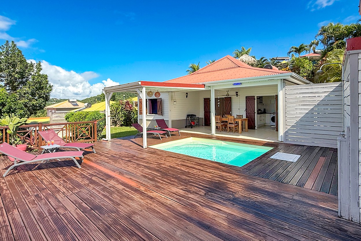 Villa W-I Sainte-Luce location Martinique 2 ch piscine vue mer