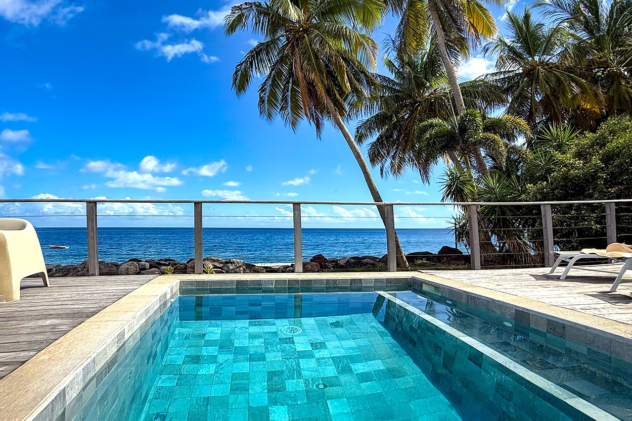 Villa PETITE SAINTE PHILOMENE Location Martinique 6 personnes sur la plage à Saint-Pierre