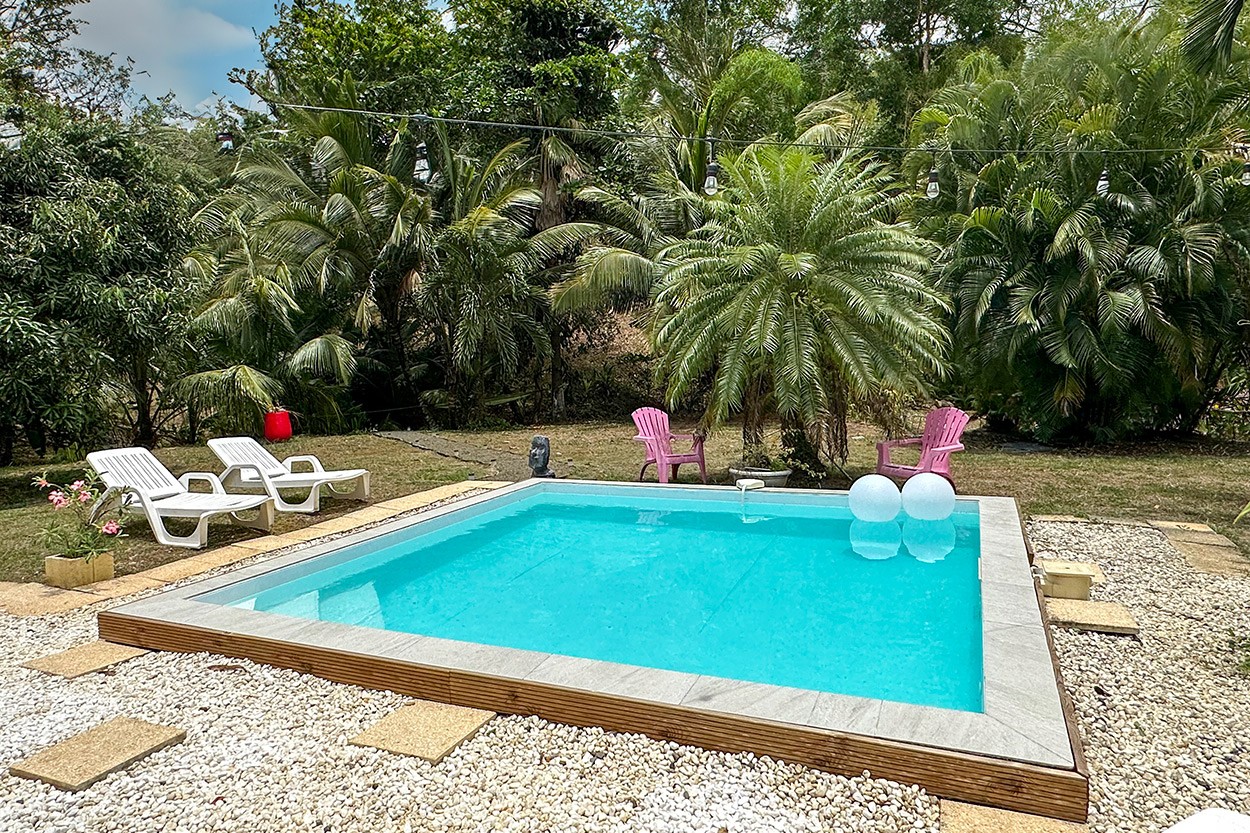 Le hamac de la Rivière Salée Location Martinique piscine et Spa