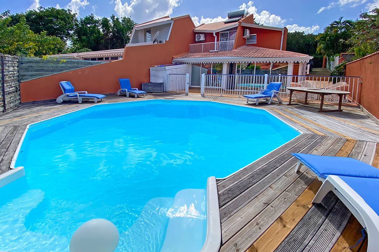 Villa + Voiture CIEL BLEU le Diamant piscine près des plages