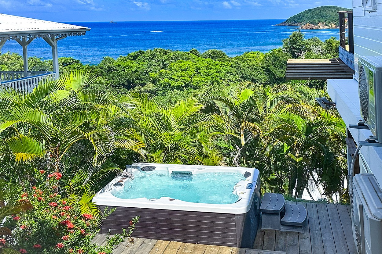 CHEZ TITI SPA location T2 Martinique Tartane vue mer
