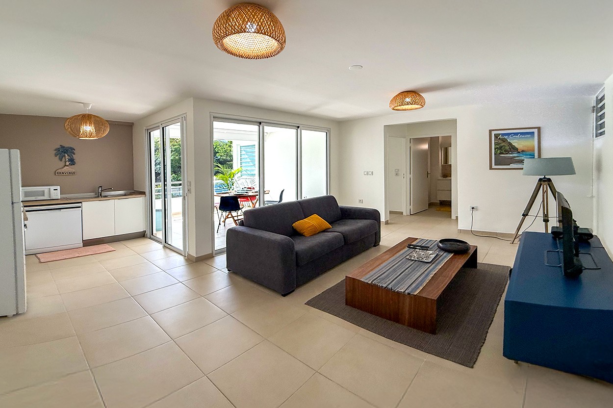 Cocotier Bleu Joli T2 le Diamant location Martinique appartement confortable