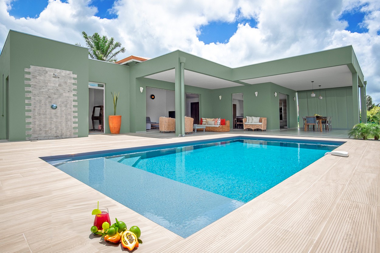 Location villa MODERNE de Luxe Martinique Trois Ilets piscine