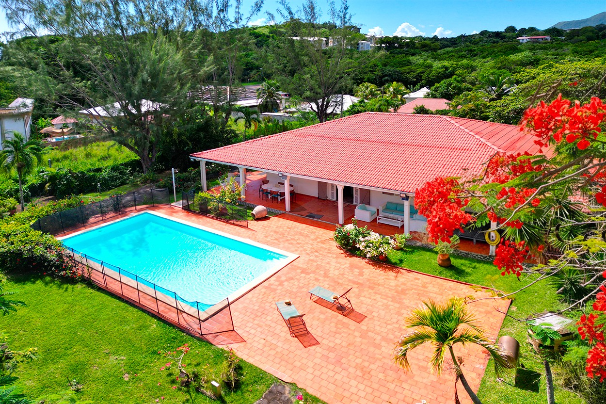 Location paisible villa du Diamant piscine 4 chambres