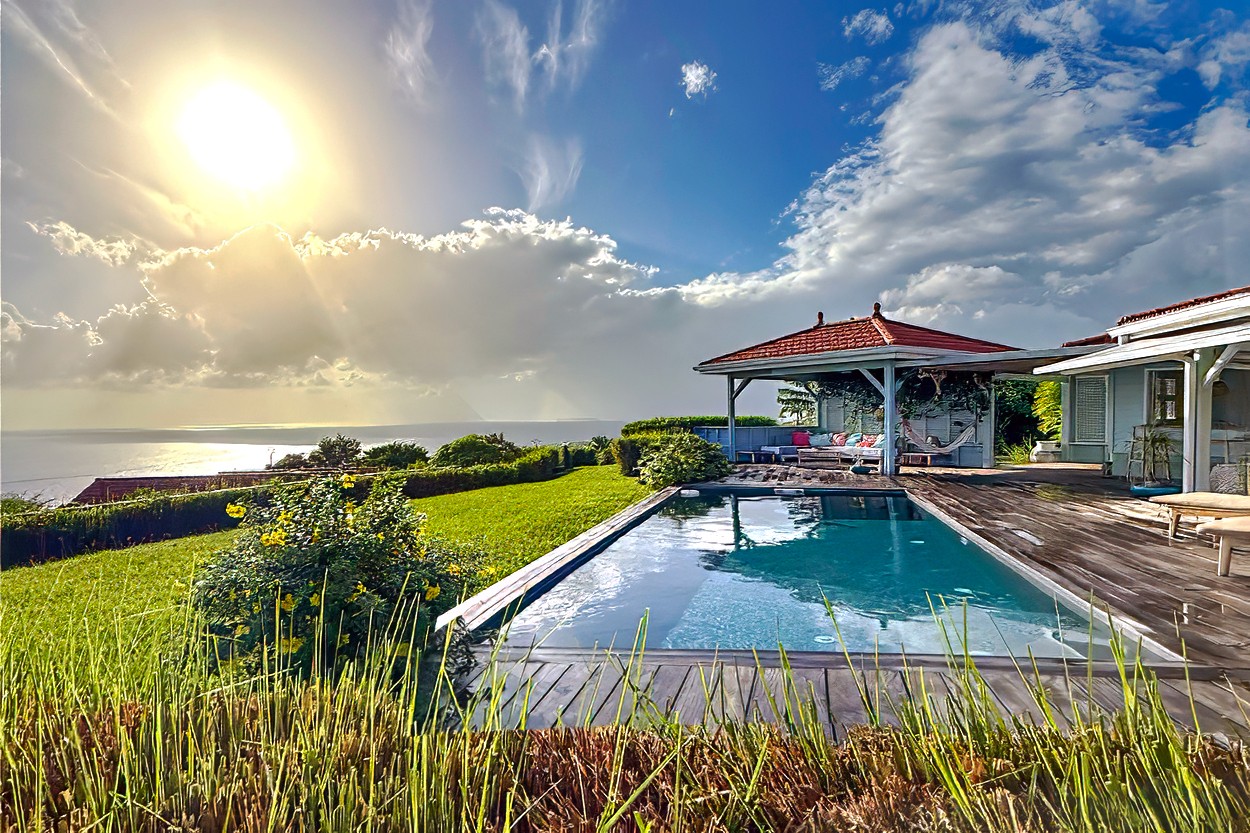 SUN CARAIBE Location Martinique villa de luxe piscine vue mer