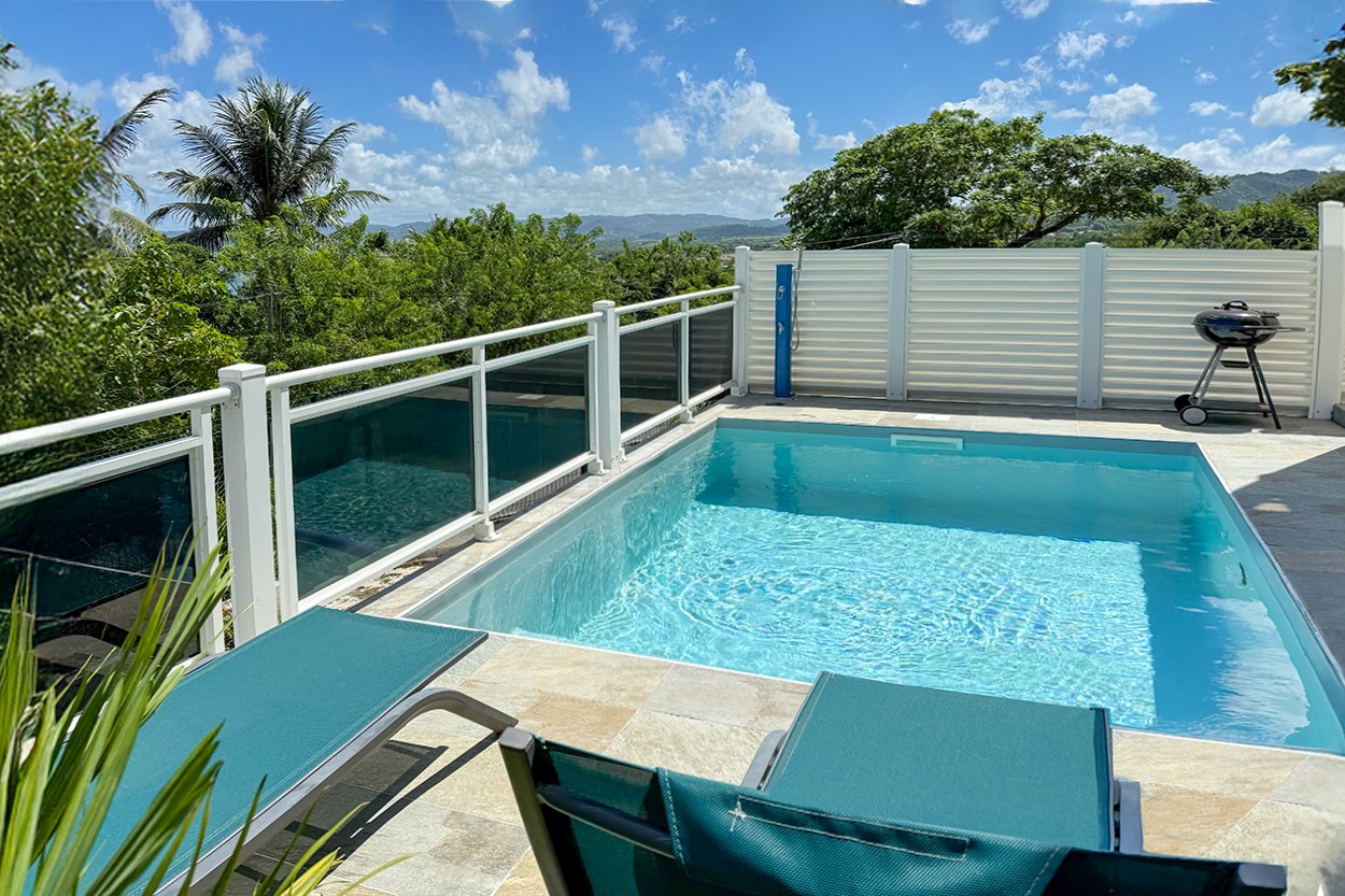 La maison Haut du Golf location villa Trois Ilets Martinique Piscine