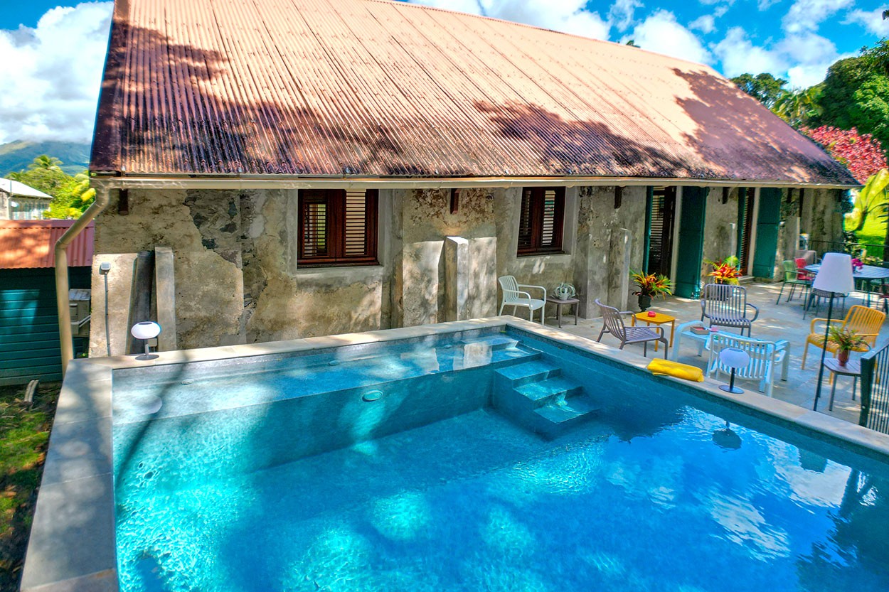 Maison d'exception Saint Pierre location Martinique piscine